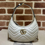 Gucci GG Marmont A mini bag in the shape of a half-moon
